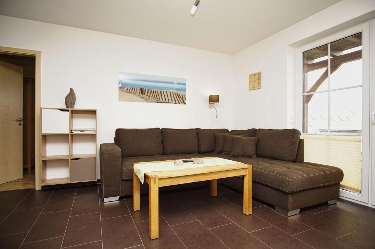 Schicke Fewo Mit Terrasse, Gratis Nutzung Vom Ahoi Erlebnisbad Und Sauna In Sellin - Haus De Niege Wech Fewo 02 ثيسو المظهر الخارجي الصورة